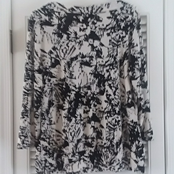 Liz Claiborne Blouse - Picture 3 of 3
